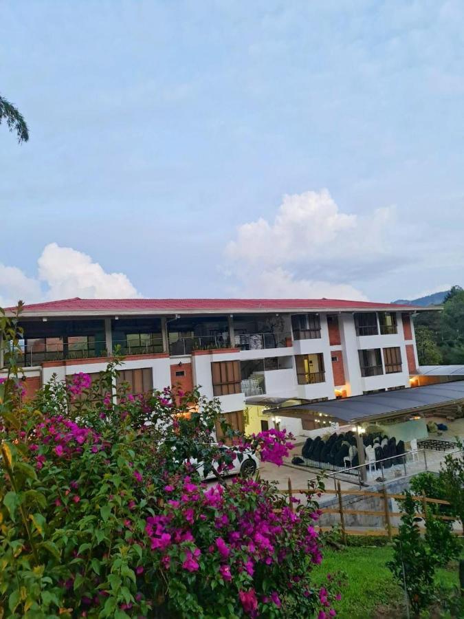 Piedra Del Penol Hotel Guatapé Buitenkant foto