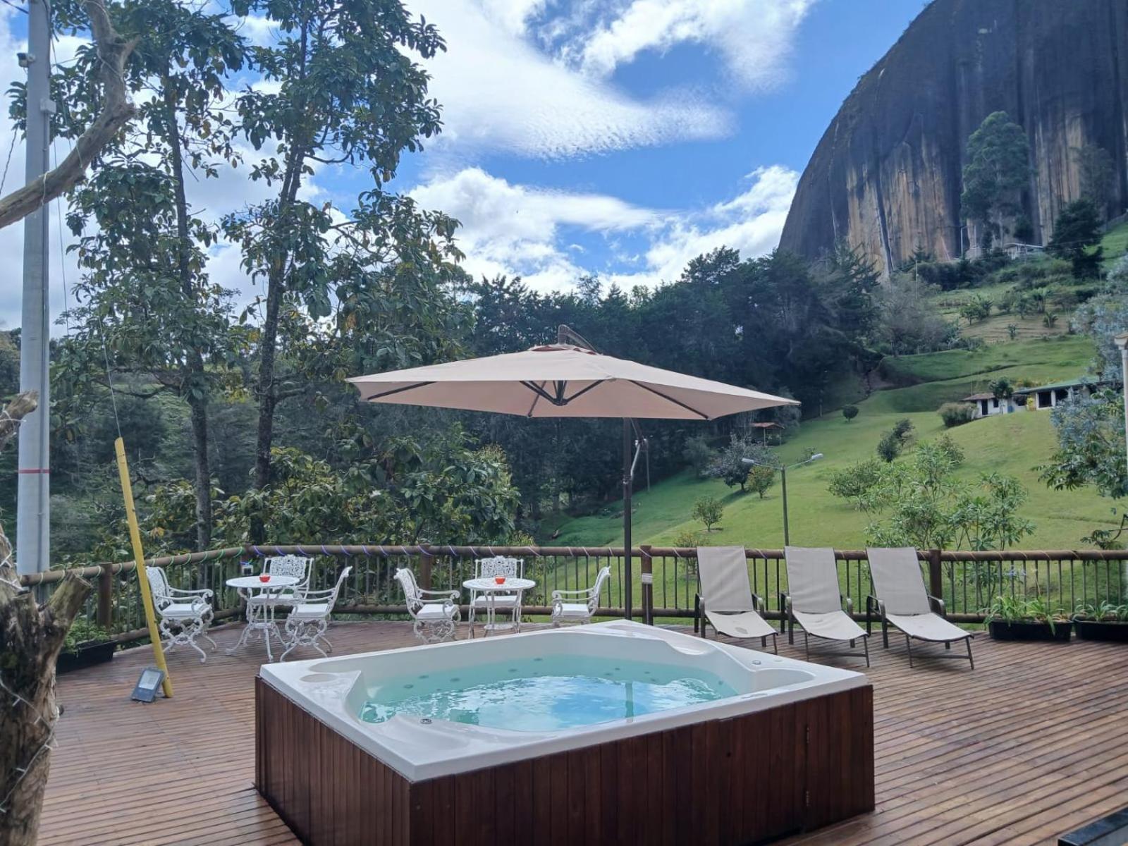 Piedra Del Penol Hotel Guatapé Buitenkant foto