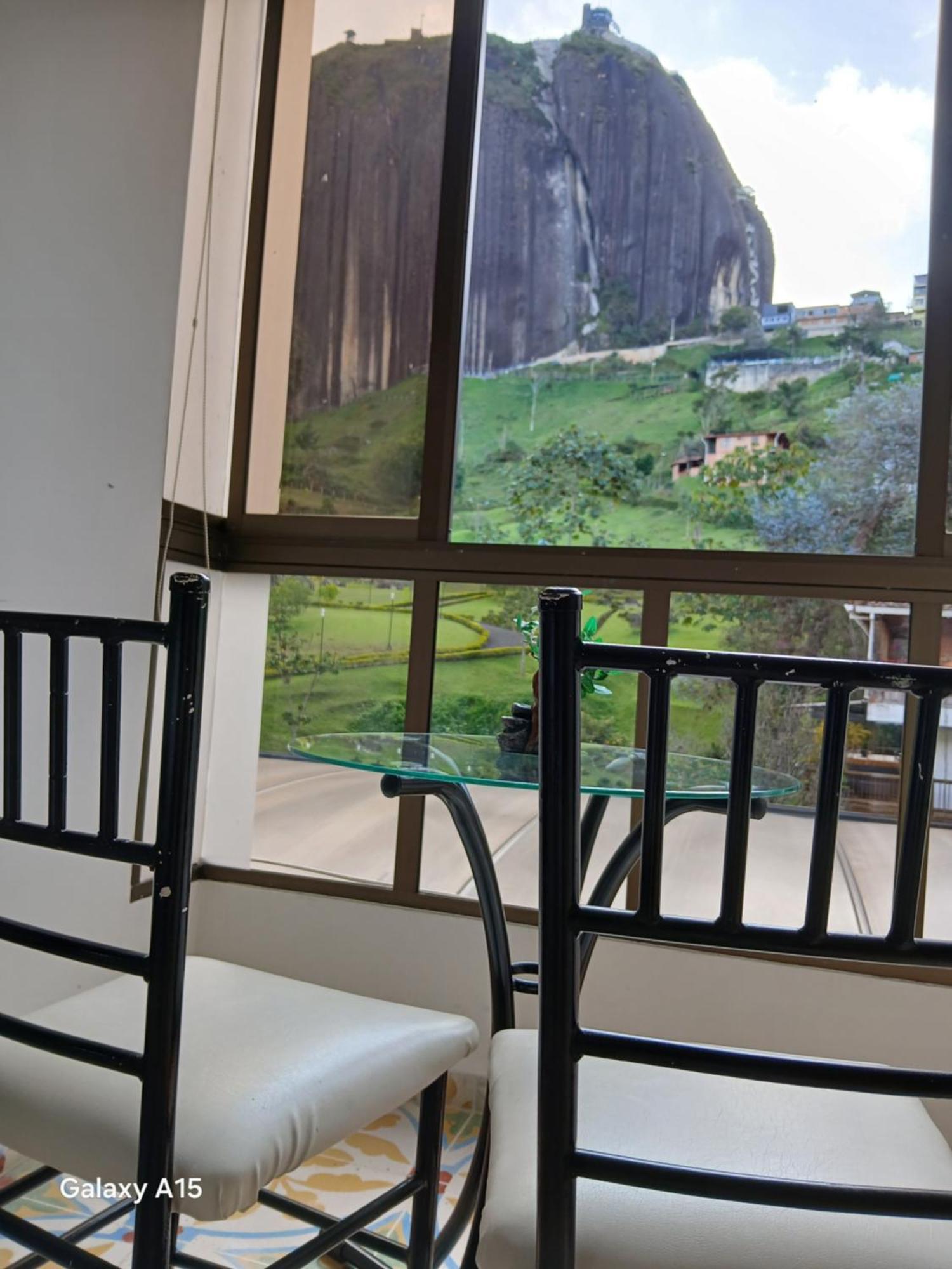 Piedra Del Penol Hotel Guatapé Buitenkant foto